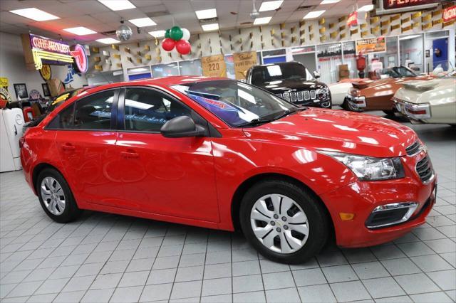 used 2015 Chevrolet Cruze car, priced at $9,896