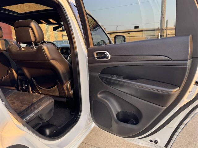 used 2015 Jeep Grand Cherokee car, priced at $17,896