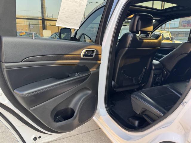 used 2015 Jeep Grand Cherokee car, priced at $17,896