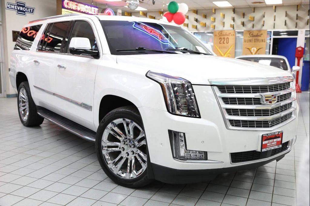 used 2020 Cadillac Escalade ESV car, priced at $38,896