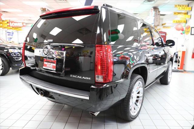 used 2009 Cadillac Escalade car, priced at $15,995