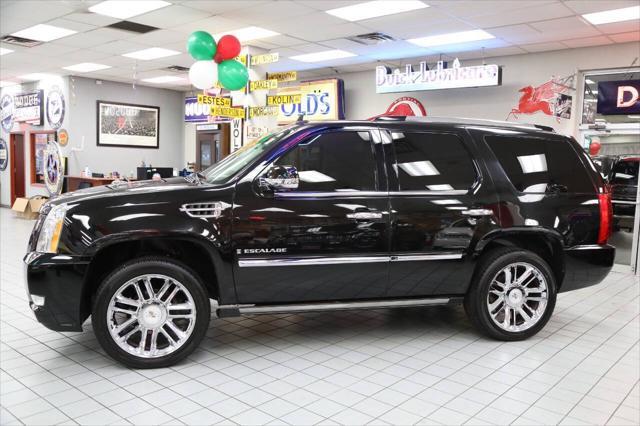 used 2009 Cadillac Escalade car, priced at $15,995