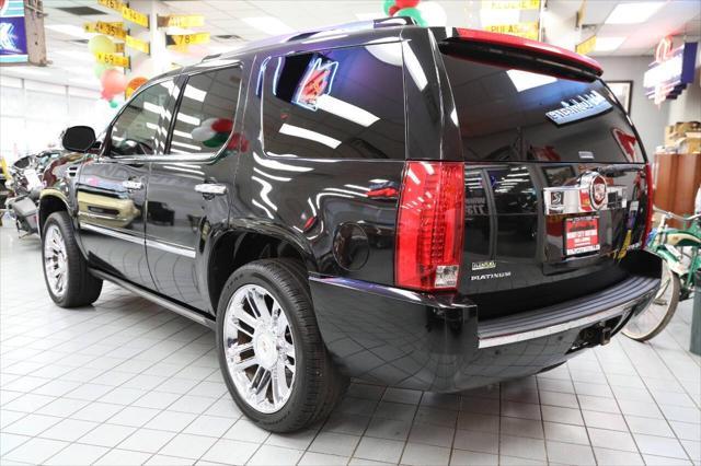 used 2009 Cadillac Escalade car, priced at $15,995