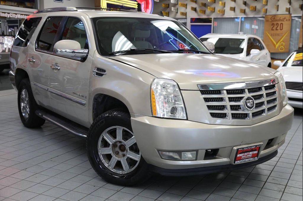 used 2007 Cadillac Escalade car, priced at $8,896