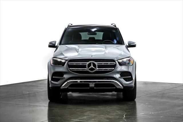 new 2025 Mercedes-Benz GLE 450 car, priced at $79,165