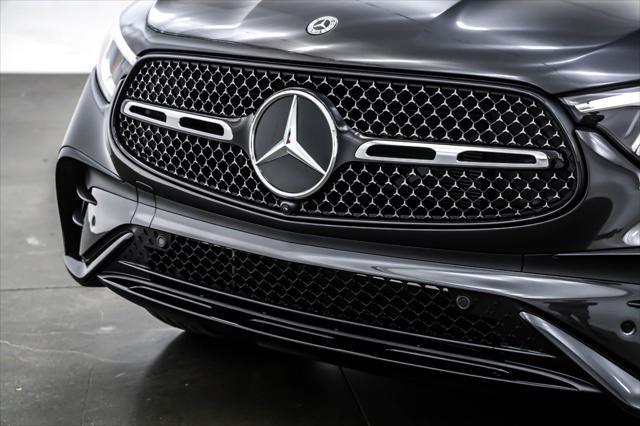 new 2025 Mercedes-Benz GLC 300 car, priced at $67,245