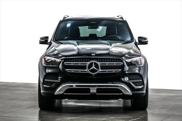 new 2025 Mercedes-Benz GLE 450 car, priced at $75,265