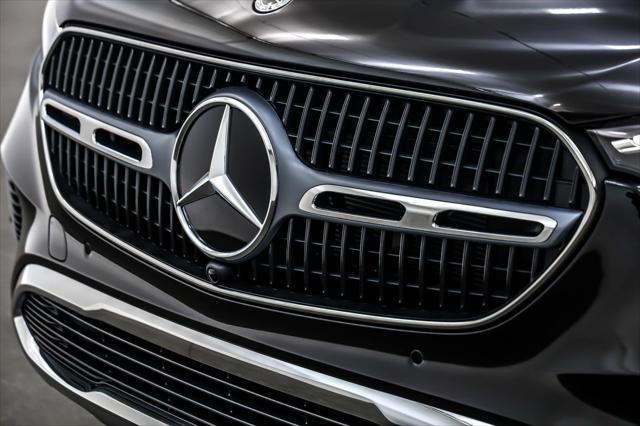 new 2025 Mercedes-Benz GLC 300 car, priced at $51,780