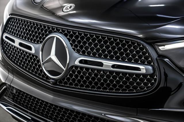 new 2025 Mercedes-Benz GLC 300 car, priced at $65,545