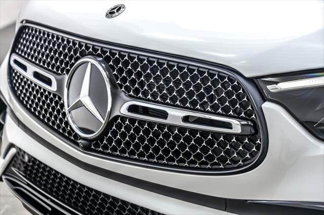 new 2025 Mercedes-Benz GLC 300 car, priced at $65,585