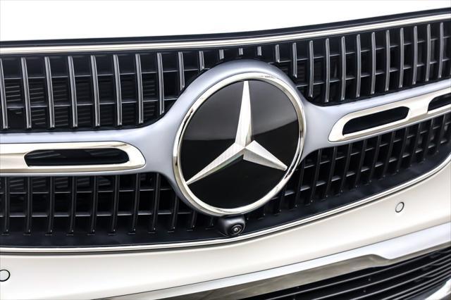 new 2025 Mercedes-Benz GLC 300 car, priced at $56,755
