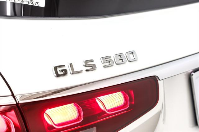 new 2025 Mercedes-Benz GLS 580 car, priced at $120,015