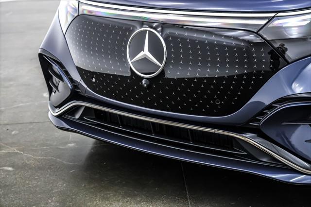 new 2025 Mercedes-Benz EQS 450 car, priced at $118,490