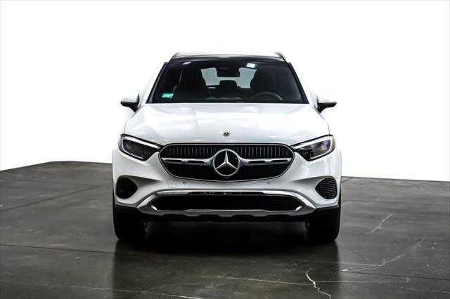 new 2025 Mercedes-Benz GLC 350e car, priced at $63,255