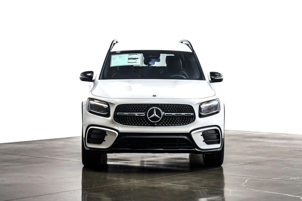new 2025 Mercedes-Benz GLB 250 car, priced at $50,410