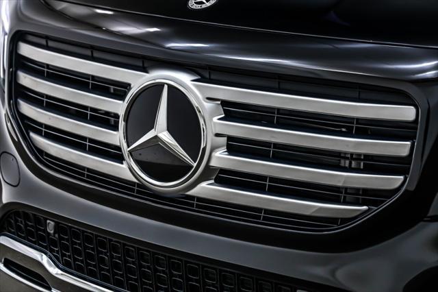 new 2025 Mercedes-Benz GLB 250 car, priced at $48,645