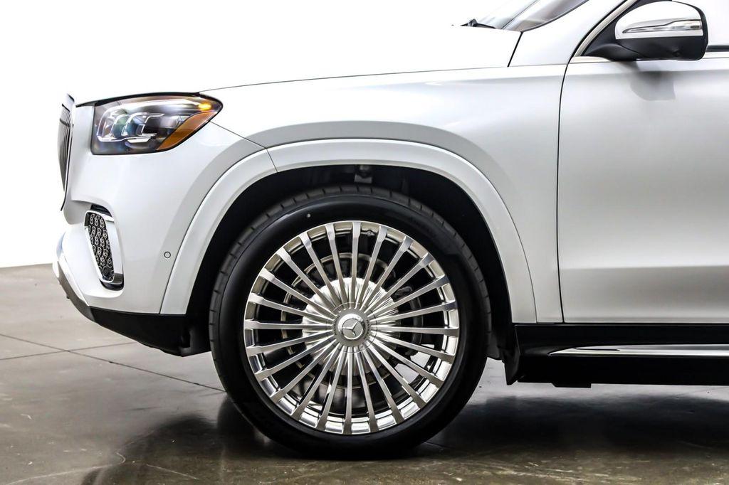 new 2025 Mercedes-Benz Maybach GLS 600 car, priced at $188,450