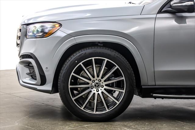new 2025 Mercedes-Benz GLS 580 car, priced at $123,145