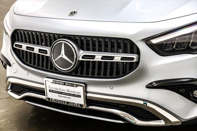 new 2025 Mercedes-Benz GLA 250 car, priced at $45,095