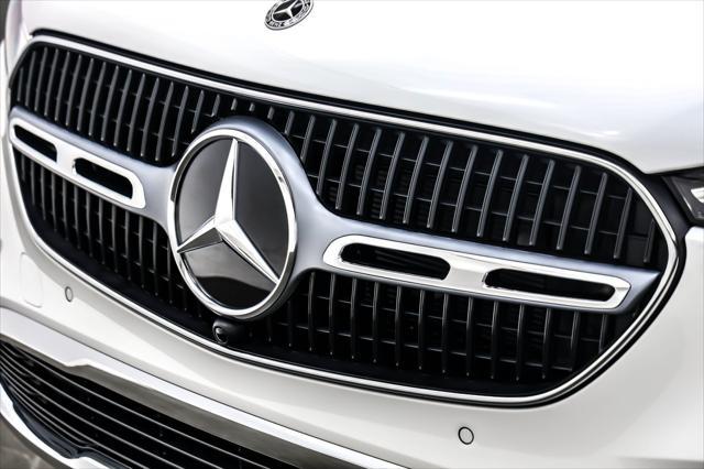 new 2025 Mercedes-Benz GLC 300 car, priced at $52,505