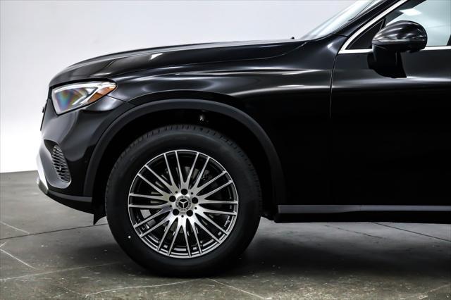 new 2025 Mercedes-Benz GLC 300 car, priced at $55,405