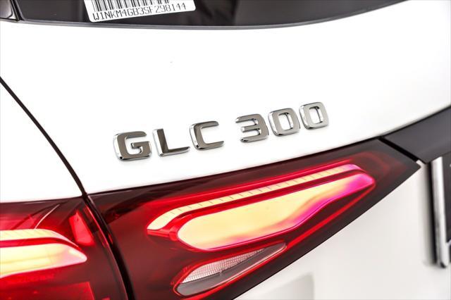 new 2025 Mercedes-Benz GLC 300 car, priced at $54,805