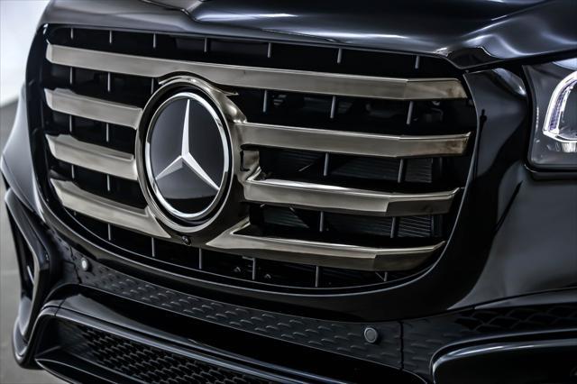 new 2025 Mercedes-Benz GLS 450 car, priced at $101,615