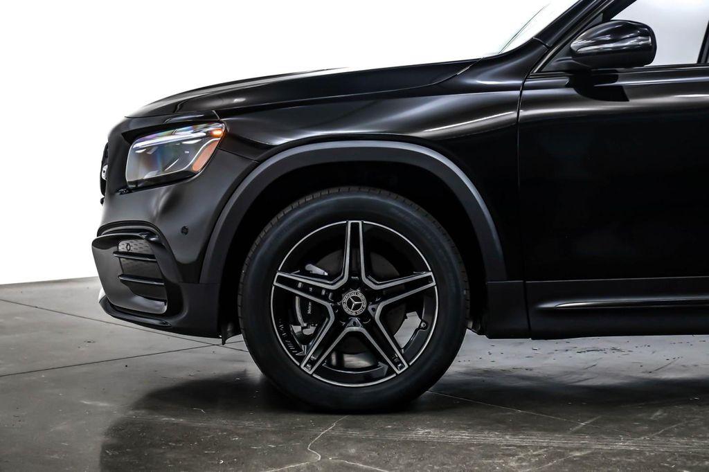 new 2025 Mercedes-Benz GLB 250 car, priced at $51,975