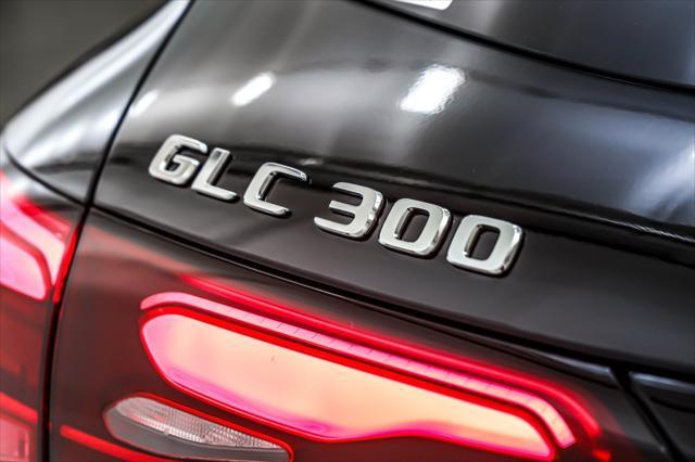 new 2025 Mercedes-Benz GLC 300 car, priced at $51,685