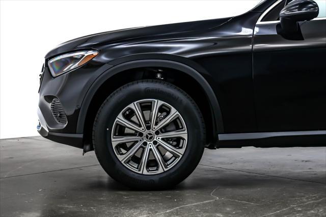 new 2025 Mercedes-Benz GLC 300 car, priced at $51,105