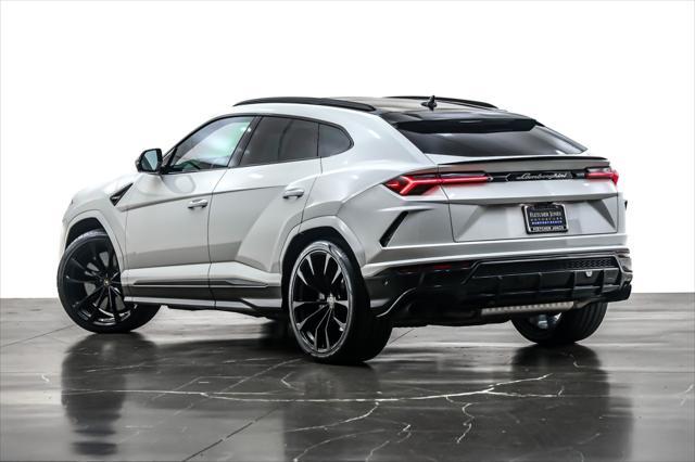 used 2021 Lamborghini Urus car, priced at $209,894