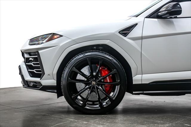 used 2021 Lamborghini Urus car, priced at $209,894