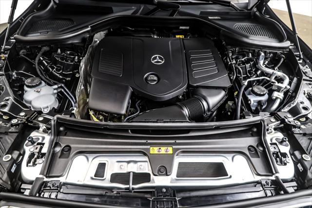 new 2025 Mercedes-Benz GLC 300 car, priced at $55,555