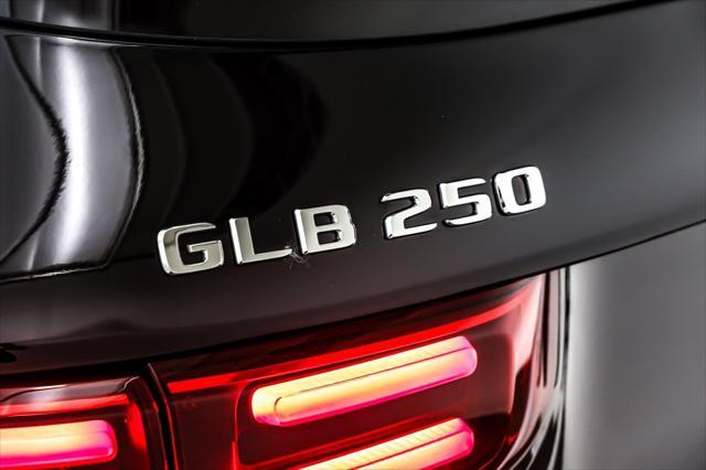 new 2025 Mercedes-Benz GLB 250 car, priced at $48,645