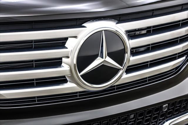 new 2025 Mercedes-Benz GLB 250 car, priced at $48,645