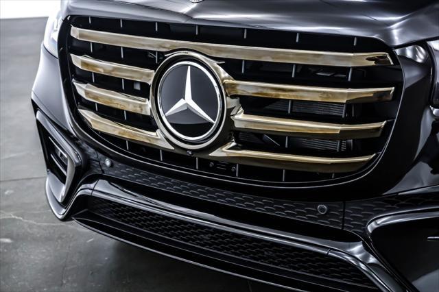 new 2025 Mercedes-Benz GLS 450 car, priced at $101,695