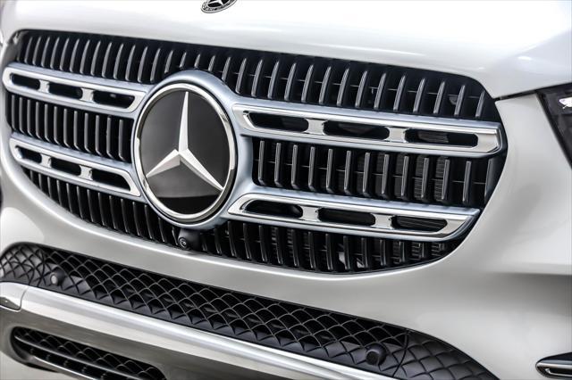new 2025 Mercedes-Benz GLE 450 car, priced at $78,815