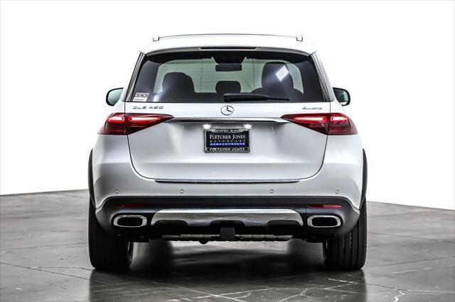 new 2025 Mercedes-Benz GLE 450 car, priced at $78,815