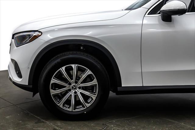 new 2025 Mercedes-Benz GLC 300 car, priced at $54,285