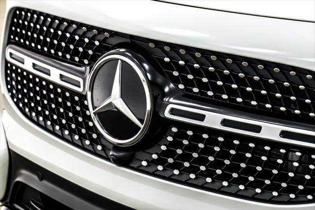 new 2024 Mercedes-Benz GLB 250 car, priced at $49,135