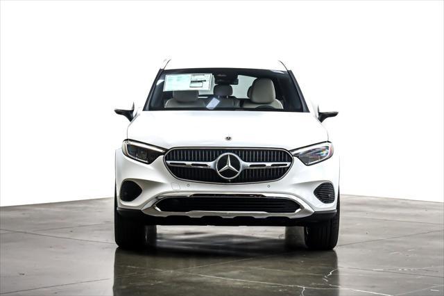 new 2025 Mercedes-Benz GLC 300 car, priced at $51,235