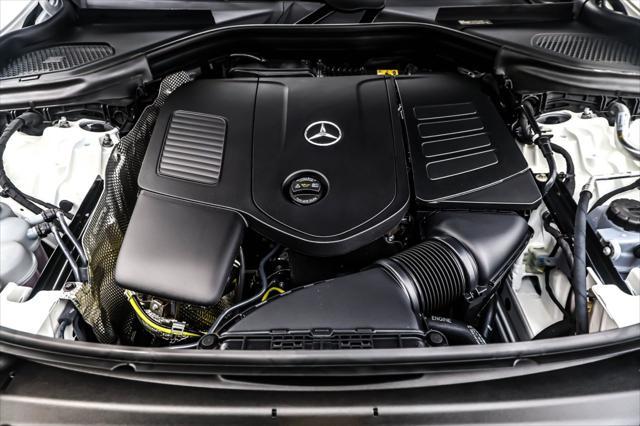 new 2025 Mercedes-Benz GLC 300 car, priced at $52,605