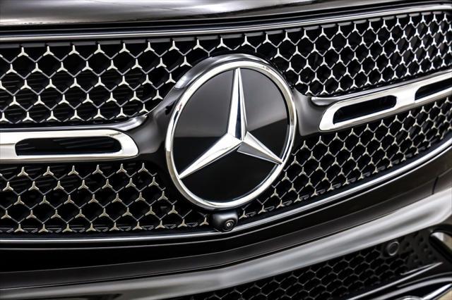 new 2025 Mercedes-Benz GLC 300 car, priced at $66,195