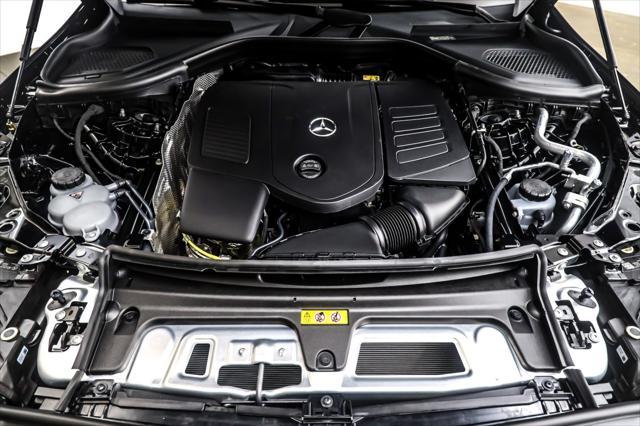 new 2025 Mercedes-Benz GLC 300 car, priced at $52,605