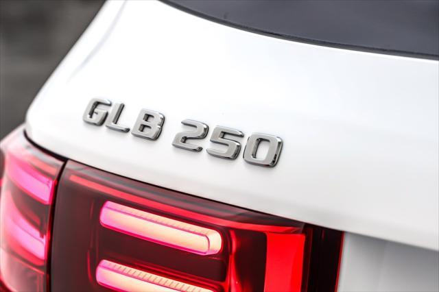 new 2025 Mercedes-Benz GLB 250 car, priced at $49,685