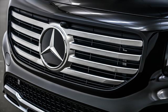 new 2025 Mercedes-Benz GLB 250 car, priced at $50,770