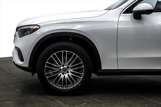 new 2025 Mercedes-Benz GLC 300 car, priced at $51,765