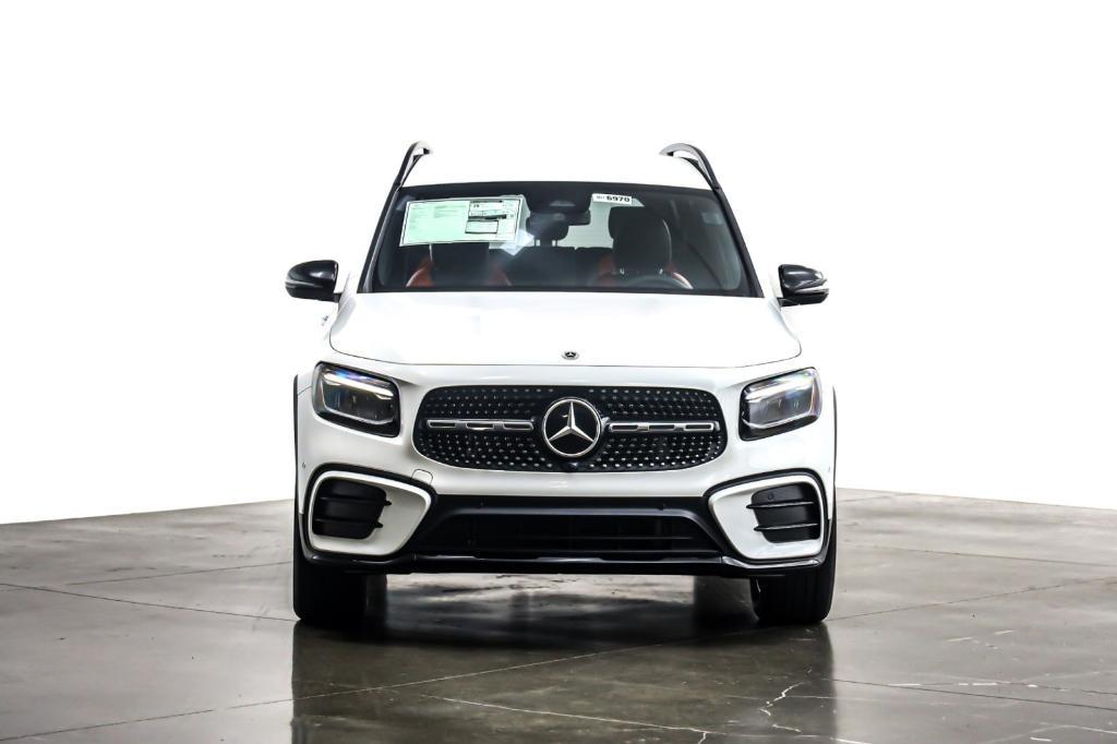 new 2024 Mercedes-Benz GLB 250 car, priced at $51,645