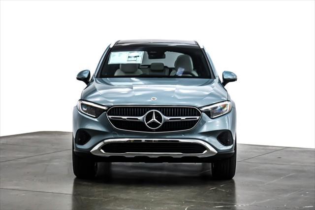 new 2025 Mercedes-Benz GLC 300 car, priced at $55,685