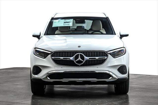 new 2025 Mercedes-Benz GLC 300 car, priced at $53,085